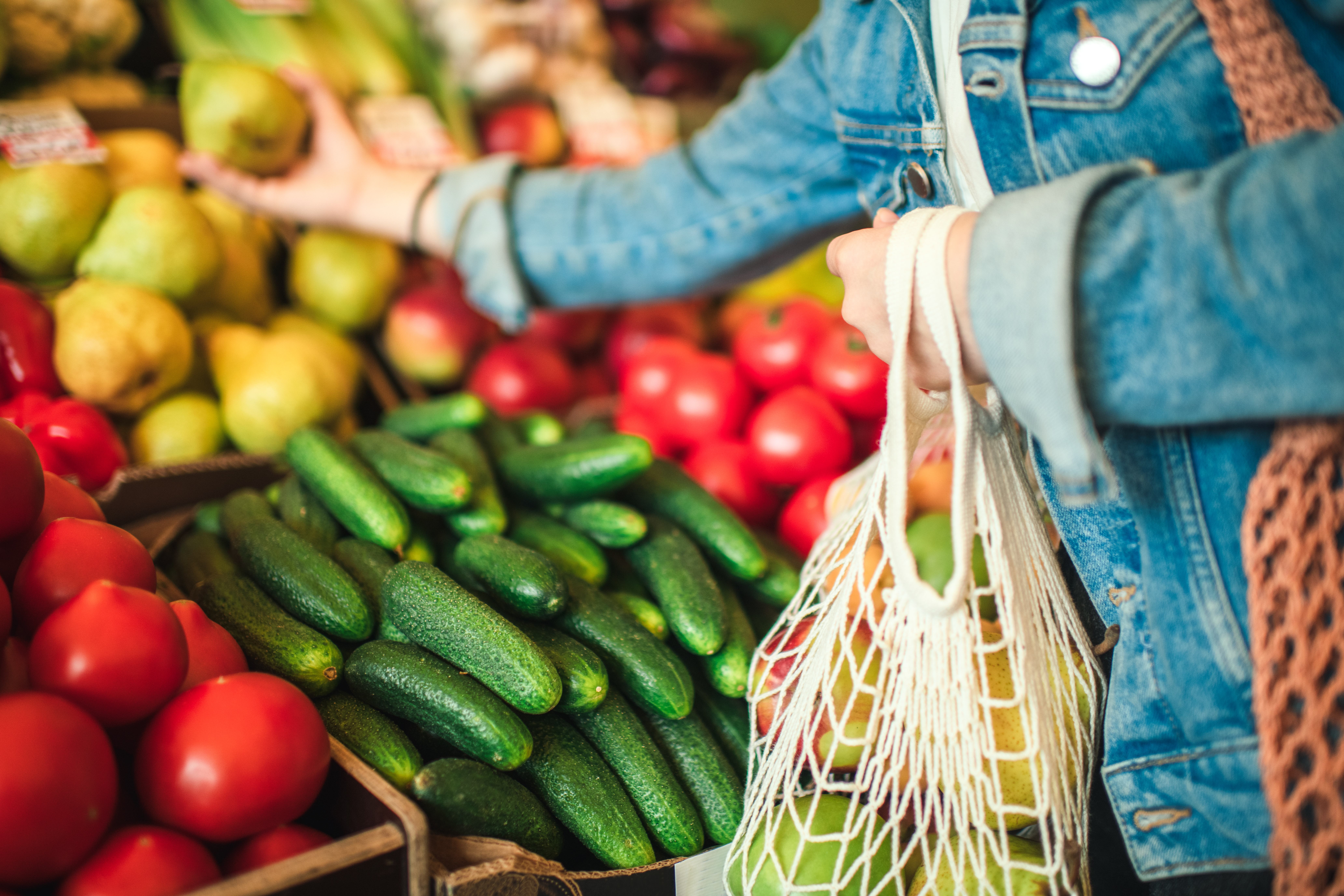 Woman-shopping-for-vegetables.jpg